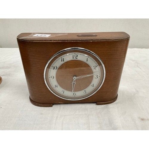 500 - 5 VINTAGE COIN OPERATED MANTLE CLOCKS