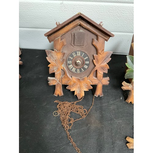 520A - BOX OF CUCKOO CLOCKS (4) A/F