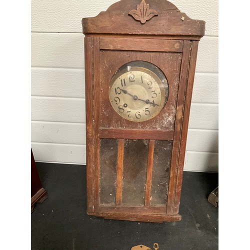 521 - BOX OF CLOCKS (3) CATHEDRAL CLOCK,MANTLE CLOCK AND WALL CLOCK A/F