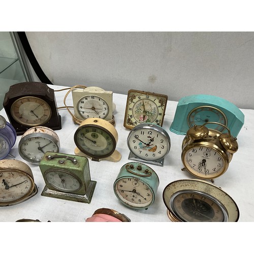 534 - BOX OF CLOCKS (24) ALARM CLOCKS ETC