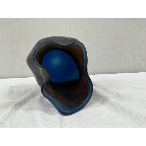 39 - VINTAGE ART GLASS SACK VASE H10”