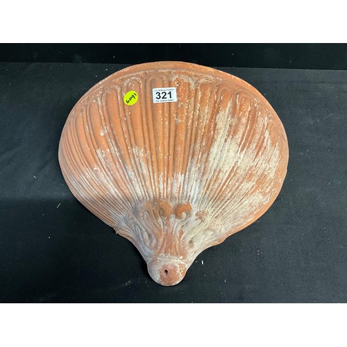 Lot 321       