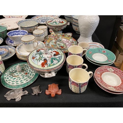 31 - TWO BOXES OF CHINA TO INCLUDE ROYAL WORCESTER , MINTONS ETC