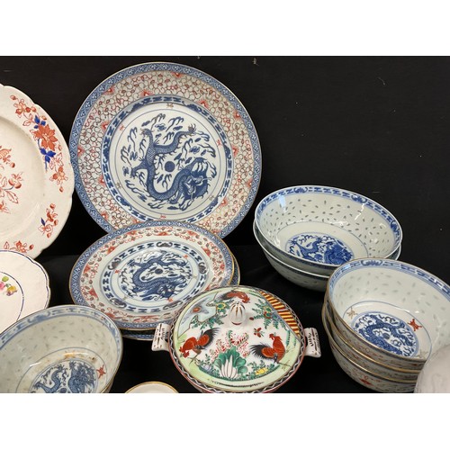 31 - TWO BOXES OF CHINA TO INCLUDE ROYAL WORCESTER , MINTONS ETC