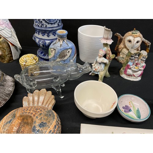 34 - BOX OF CHINA TO INCLUDE STUDIO POTTERY ITEMS, STAFFORDSHIRE BARN OWL TEA POT, GLASS HIPPO DECANTER E... 