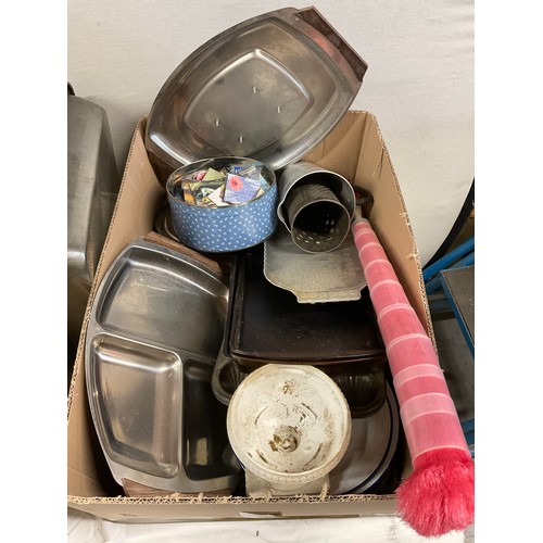 42 - THREE BOXES OF KITCHENWARE TO INCLUDE BAKING TIN, CASSEROLE DISHES, WALL CLOCK ETC