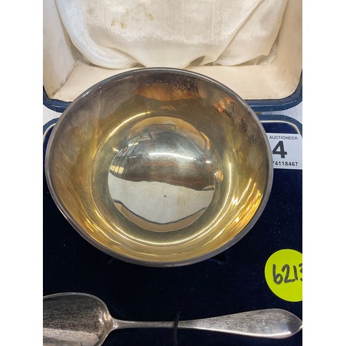 84 - HALLMARKED SILVER CHRISTENING BOWL AND SPOON IN PRESENTATION CASE TOTAL WEIGHT 134.2G