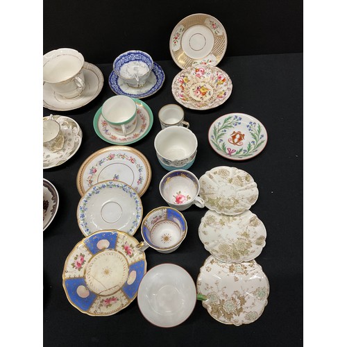 300 - BOX OF CHINA TO INCLUDE CUPS ANS SAUCERS, AINSLEY, COALPORT ETC SOME A-F