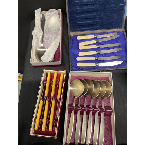 303 - QUANTITY OF CASED CUTLERY AND A CASE AND CONTENTS ETC