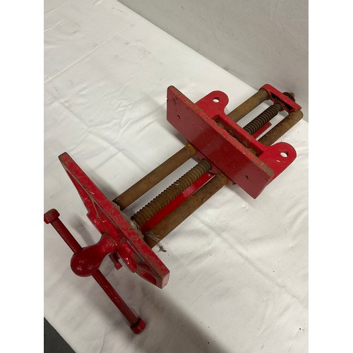 335 - PARKINSONS 15 BENCH VICE