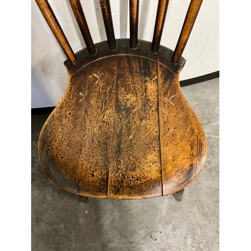 489 - GEORGIAN OAK SPINDLE BACKED STRETCHERED CHILDS CHAIR A/F