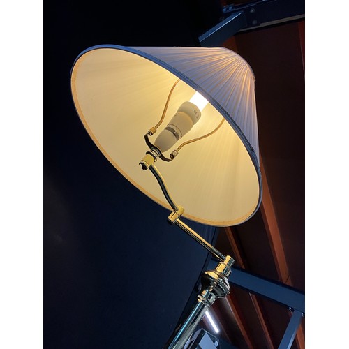 520 - BRASS EFFECT STANDARD LAMP