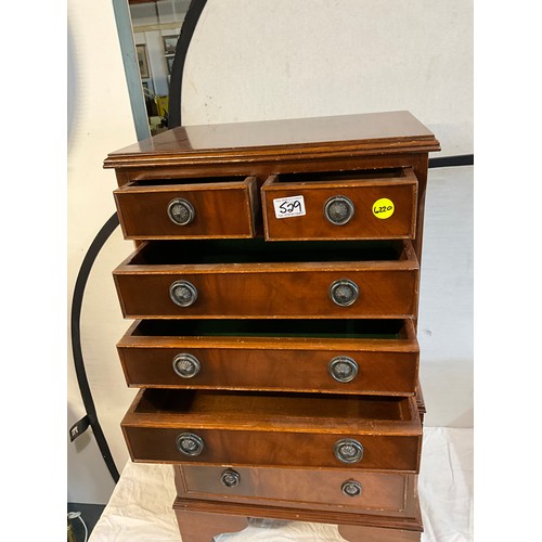 529 - REPRODUCTION MAHOGANY MINIATURE CHEST ON CHEST WITH EIGHT DRAWERS A/F