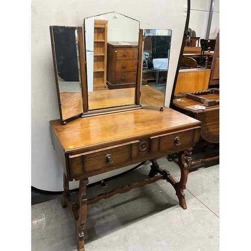526 - VINTAGE OAK STRETCHERED DRESSING TABLE WITH TRIPLE MIRROR TO TOP AND TWO DRAWERS TO BASE A/F