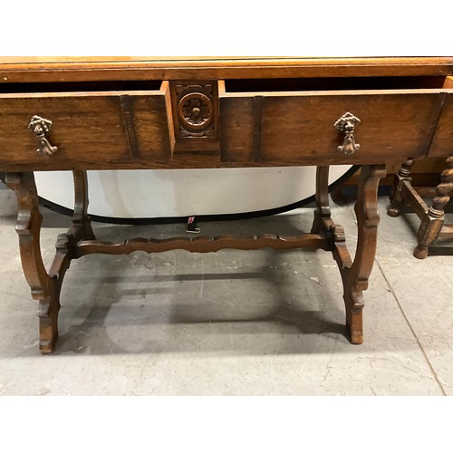 526 - VINTAGE OAK STRETCHERED DRESSING TABLE WITH TRIPLE MIRROR TO TOP AND TWO DRAWERS TO BASE A/F