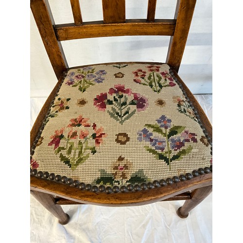 538 - MAHOGANY STRETCHERED UPHOLSTERED CHILDS CHAIR
