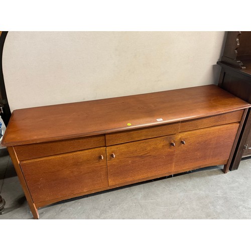Lot 551       