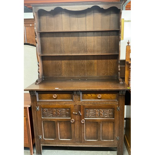 Lot 553       