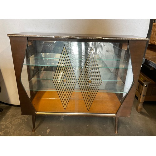 Lot 568       
