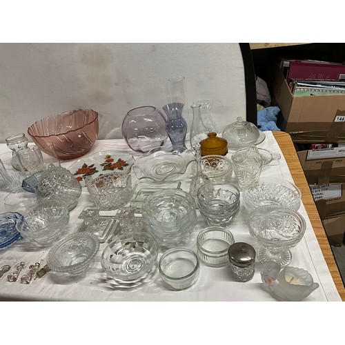 231 - THREE BOXES OF GLASSWARE TO INCLUDE AN AMBER GLASS LEMONADE SET