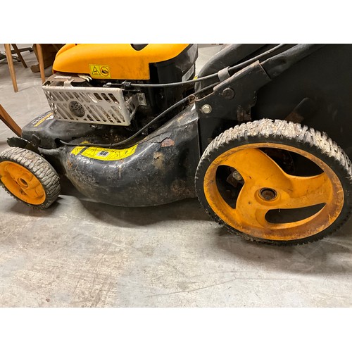 389 - MCCULLOCH M7053D PETROL LAWNMOWER