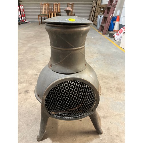 386 - MODERN METAL CHIMINEA H28