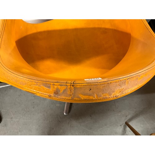 404 - PAIR OF RETRO REM ORANGE CHAIRS WITH CHROME BASE A/F W27