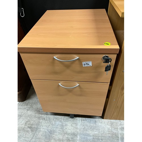 396 - MODERN PINE OFFICE DESK W47