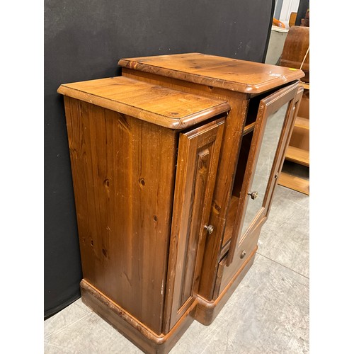400 - MODERN PINE WALL UNIT WITH GLAZED DOOR AND DRAWER TO BASE W36