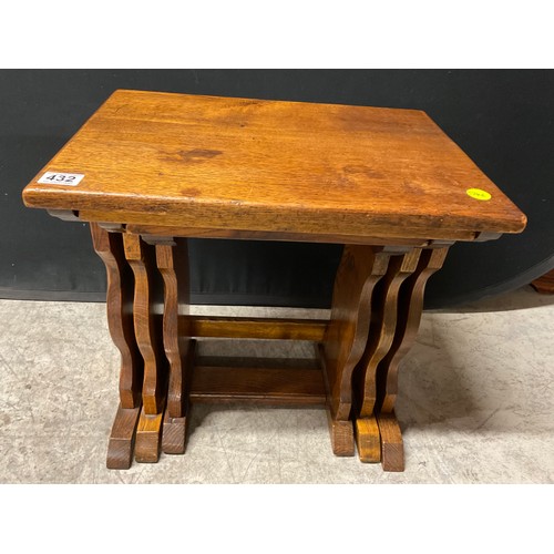 Lot 432       