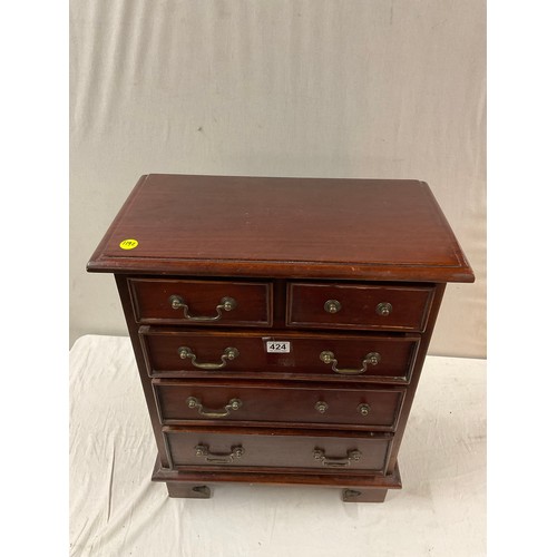 424 - VINTAGE MAHOGANY TWO OVER THREE CHEST WITH BRASS HANDLES H27