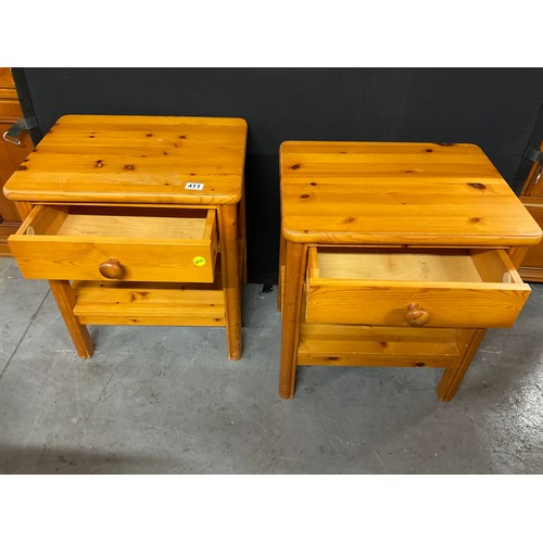 411 - PAIR OF MODERN PINE EFFECT BED SIDE TABLES WITH DRAWER AND SHELF TO BASE