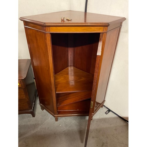 427 - LARGE EDWARDIAN MAHOGANY INLAID CORNER CUPBOARD  W41