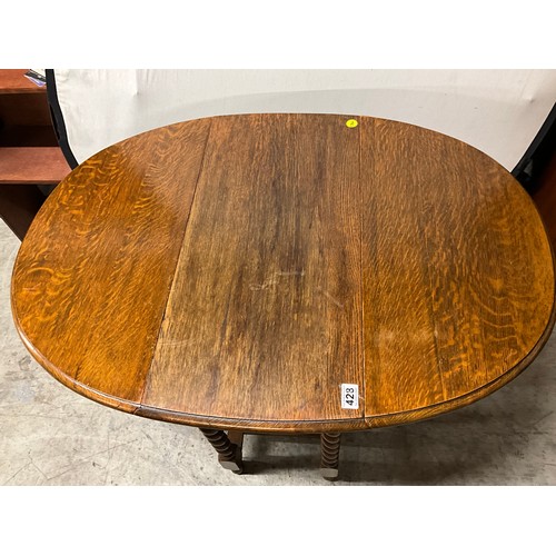 428 - BARLEY TWIST OAK GATE LEG DINING TABLE W29