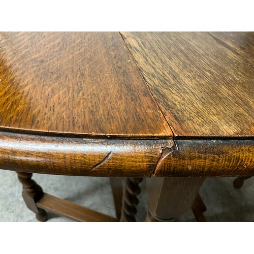 428 - BARLEY TWIST OAK GATE LEG DINING TABLE W29