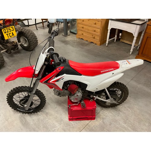405 - HONDA 110 CRF FOUR-STROKE CHILDS SCRAMBLER FULLY WORKING . THIS IS NOT THE FUEL INJECTION MODEL ; AN... 
