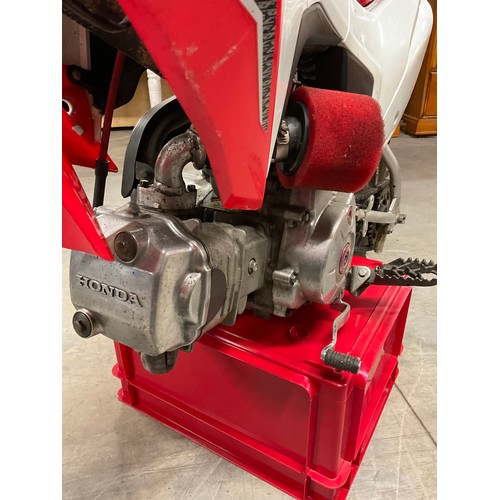 405 - HONDA 110 CRF FOUR-STROKE CHILDS SCRAMBLER FULLY WORKING . THIS IS NOT THE FUEL INJECTION MODEL ; AN... 