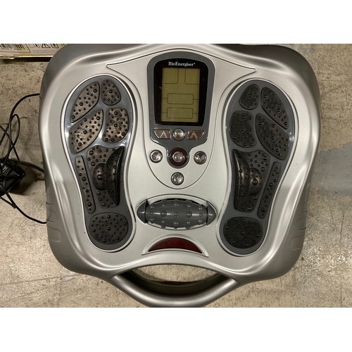 22 - BOXED ELECTRO FLEX CIRCULATION MASSAGER AND A ELECTRIC FAN H 20”
*****MASSAGER WITHDRAWN FAILED TEST... 