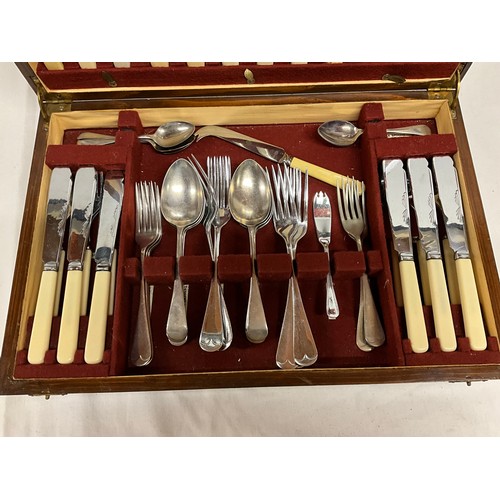 29 - BOXED LABELED DEBESCO VINTAGE CANTEEN OF CUTLERY