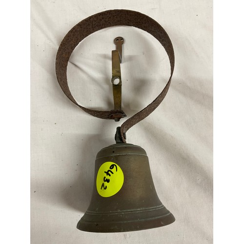 110 - ANTIQUE BRASS SERVANTS BELL ON SPRING