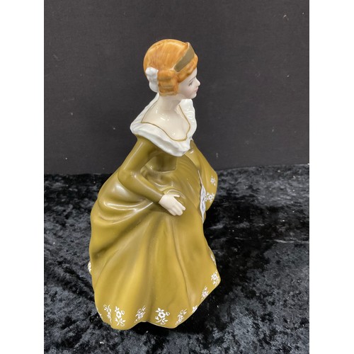 112 - ROYAL DOULTON LADY GERALDINE HN NO 2348