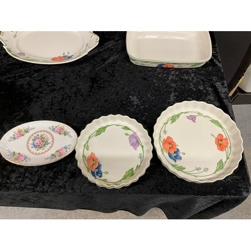 181 - QUANTITY OF VILLEROY AND BOCH TO INCLUDE SERVING DISHES, CASSEROLE DISHES AND LARGE BOWLS ETC PLUS A... 