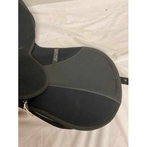 178 - MAXAM  SYNTHETIC PONY SADDLE IN EXCELLENT CONDITION SIZE APPROX 15