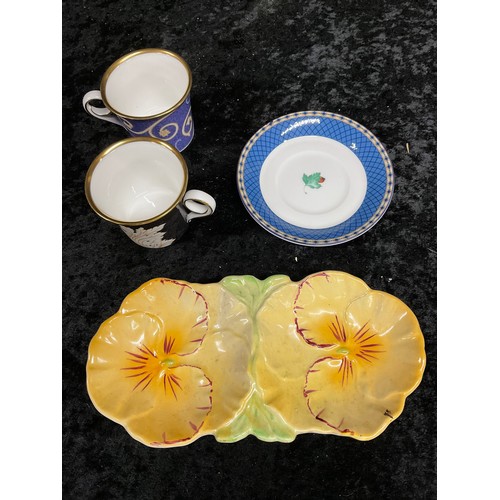 199 - QUANTITY OF CERAMIC ITEMS TO INCLUDE AYNSLEY CUPS AND SAUCERS, WEDGEWOOD, ORIENTAL DISH ETC