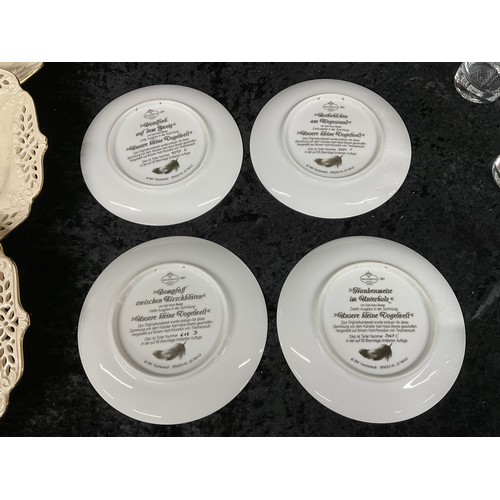 206 - QUANTITY OF WALL HANGING COLLECTORS PLATES TO INCLUDE ROYAL CREAMWARE FLORAL COLLECTION, ROYAL ALBER... 