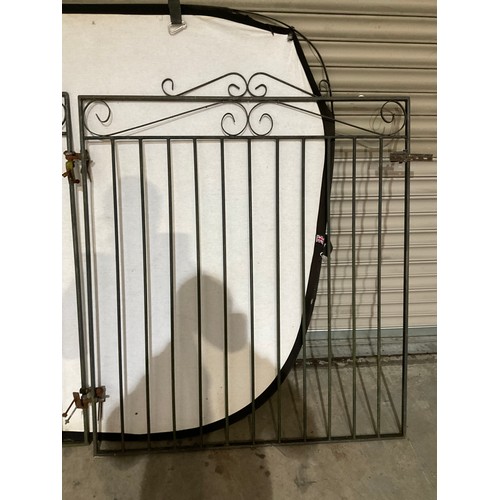 247 - PAIR OF METAL FABRICATED  DRIVEWAY GATES W42” H49”