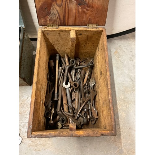 254 - WOODEN TOOLBOX AND METAL TOOLBOX BOTH CONTAINING TOOLS