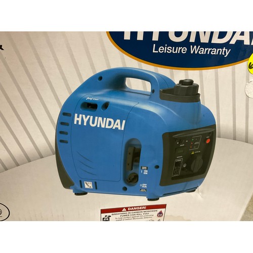 255 - HYUNDAI INVERTER GENERATOR REFERENCE HY1000SI NEW IN BOX