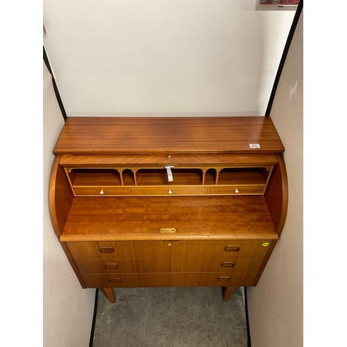 343 - VINTAGE TEAK CYLINDER TOP BUREAU ON SQUARE TAPERING LEGS W35