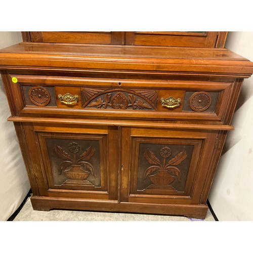 359 - EDWARDIAN RED WALNUT BOOK CASE WITH 2 GLASS DOORS TO TOP CARVED PANELED DOORS BELOW W48